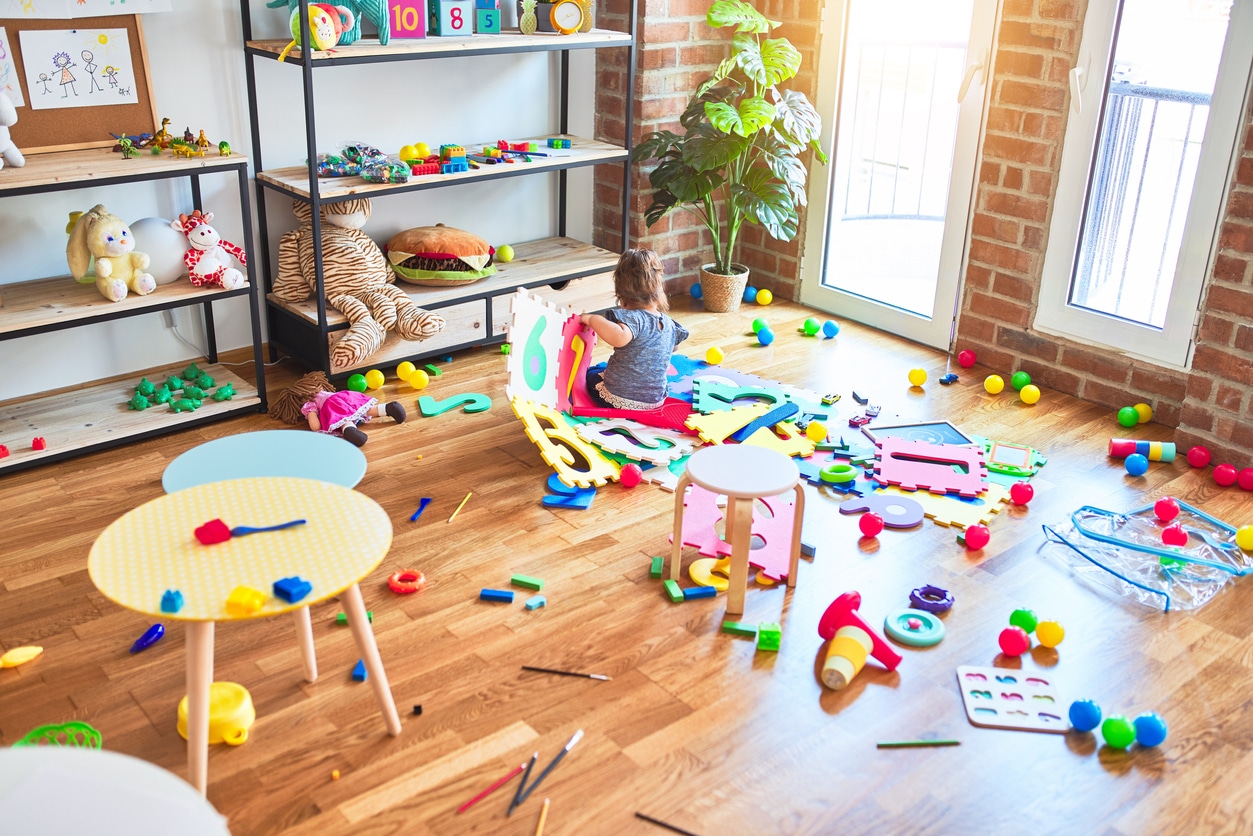 Comment choisir les meilleurs jeux pour une crèche Montessori ?